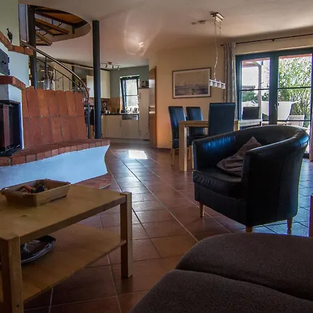 Dat Roote Hus - Traumhaftes Ferienhaus Mit Ostseeblick Vakantiehuis Boiensdorf